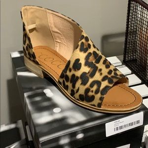 Leopard patterned bootie